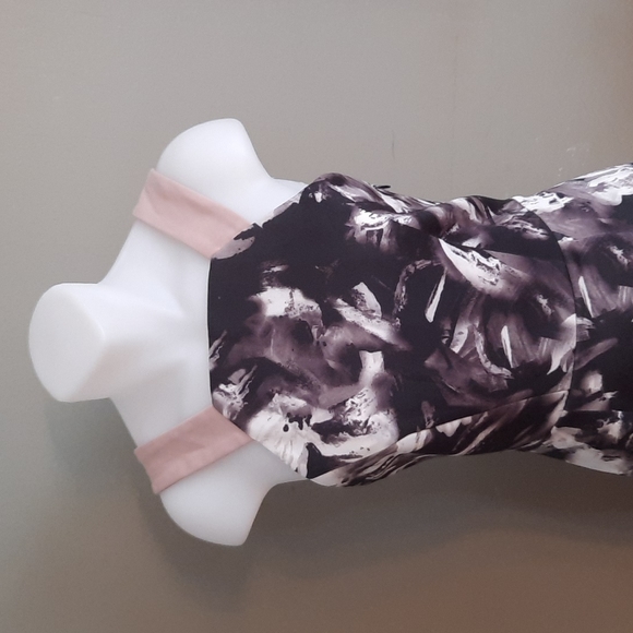 Elliatt scuba midi dress - Picture 6 of 16